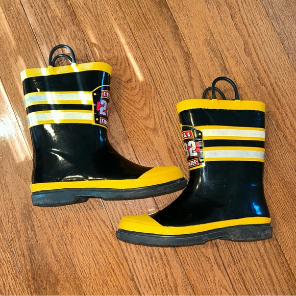 Western Chief Kids Rain Boots - Black and Yellow size 4 - Picture 2 of 7